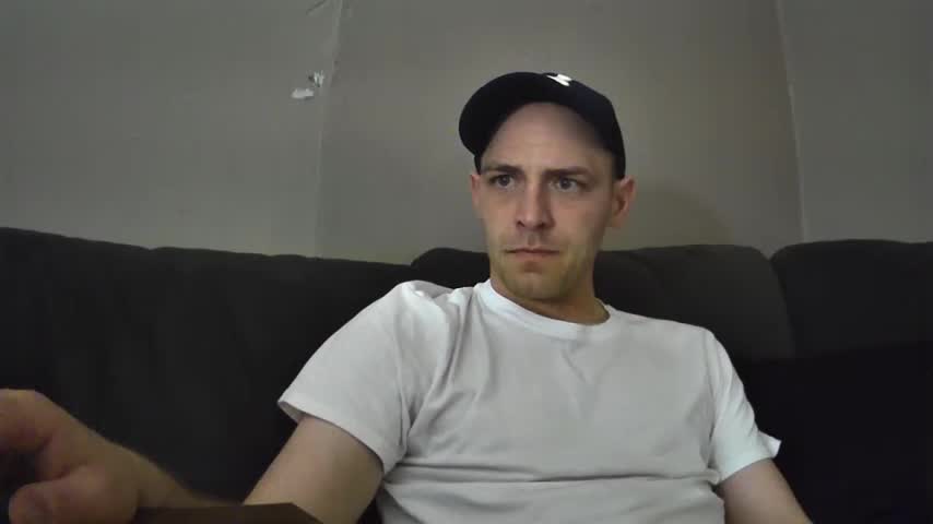 MikeyyLikesIt Webcam Preview